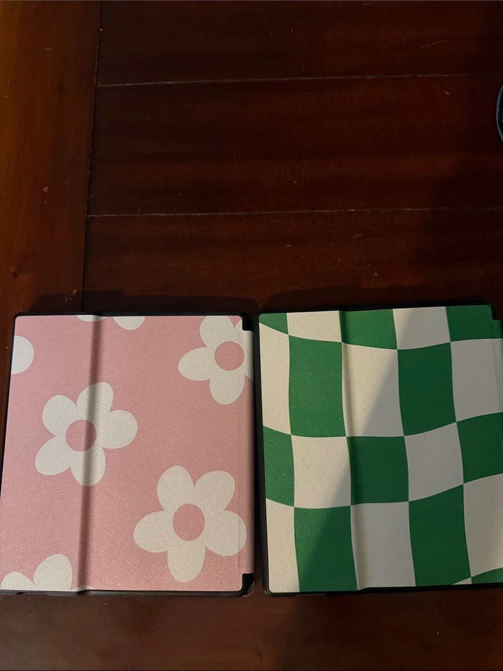 TWO Kindle Oasis cases Pink Daisy & Green Checker
